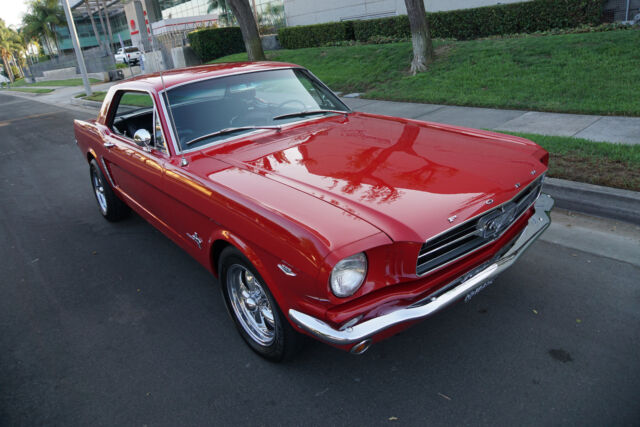 Ford Mustang 351W V8 2 Door Custom 4 spd manual Coupe 1965 image number 7