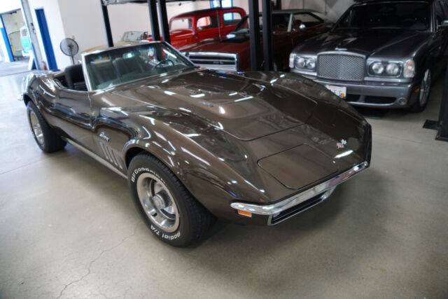 Chevrolet Corvette 427/390HP V8 Convertible 1969 image number 9