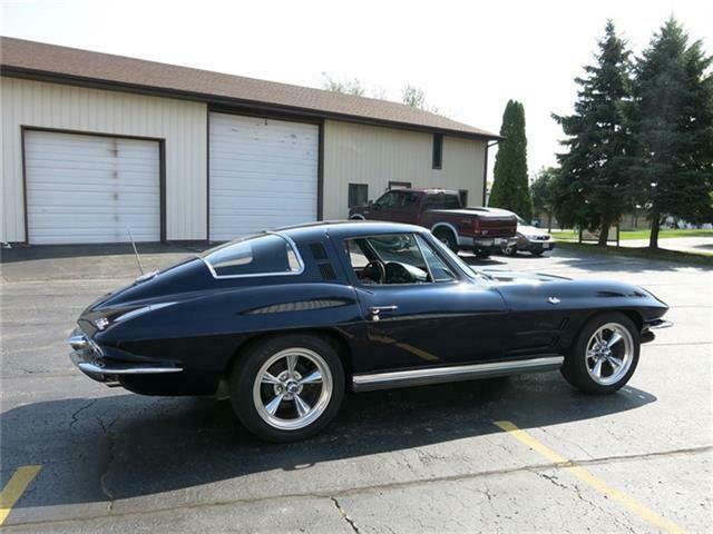 Chevrolet Corvette Coupe, L76 1964 image number 12