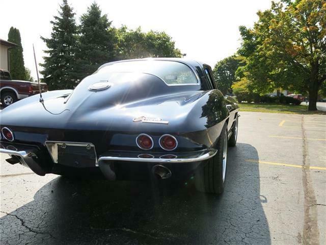 Chevrolet Corvette Coupe, L76 1964 image number 20