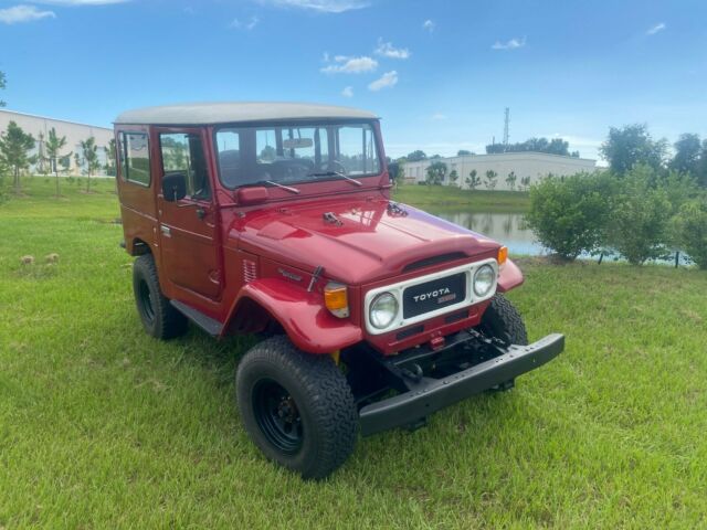 Toyota FJ Cruiser 1979 image number 0