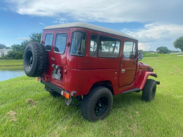 Toyota FJ Cruiser 1979 image number 19