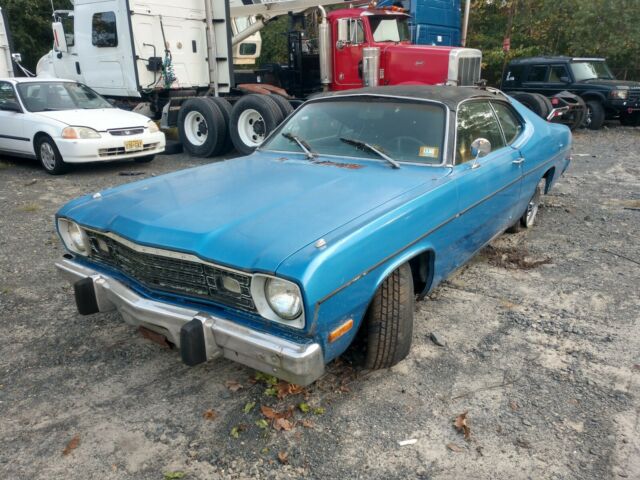 Plymouth Duster 1974 image number 0