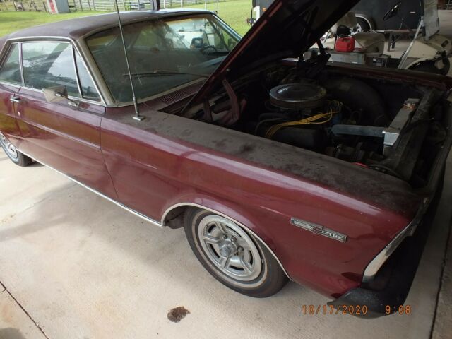 Ford Galaxie 1966 image number 24