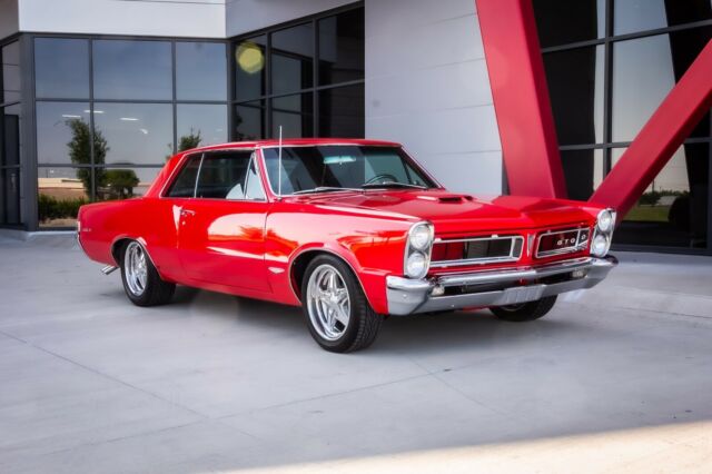 Pontiac GTO 1965 image number 0