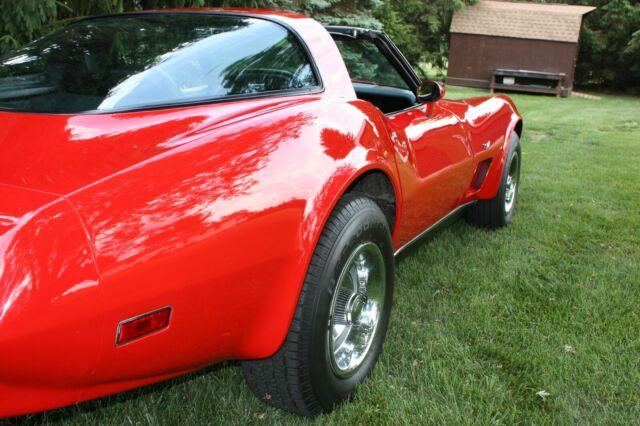 Chevrolet Corvette 1978 image number 31