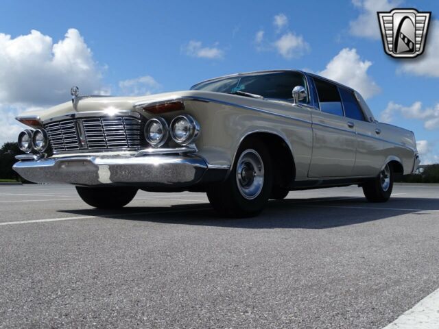 Chrysler Imperial 1963 image number 13