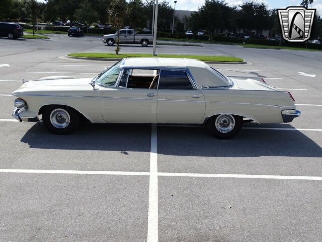 Chrysler Imperial 1963 image number 14