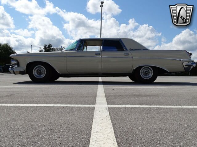 Chrysler Imperial 1963 image number 16