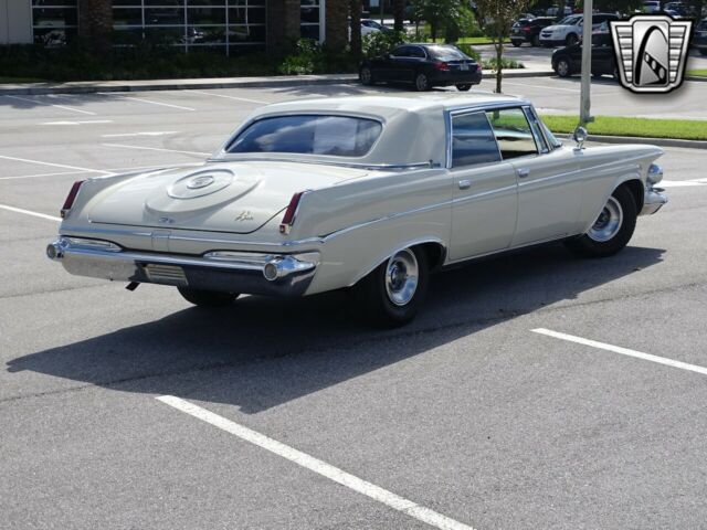 Chrysler Imperial 1963 image number 29