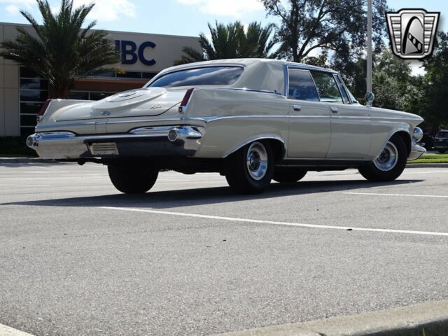 Chrysler Imperial 1963 image number 31