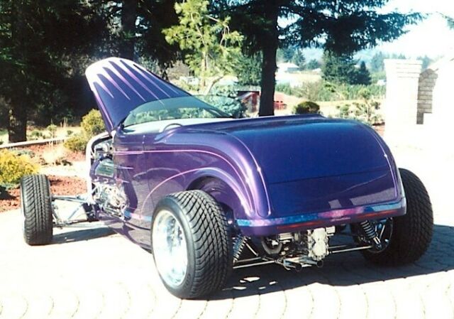 Ford Roadster 1932 image number 1