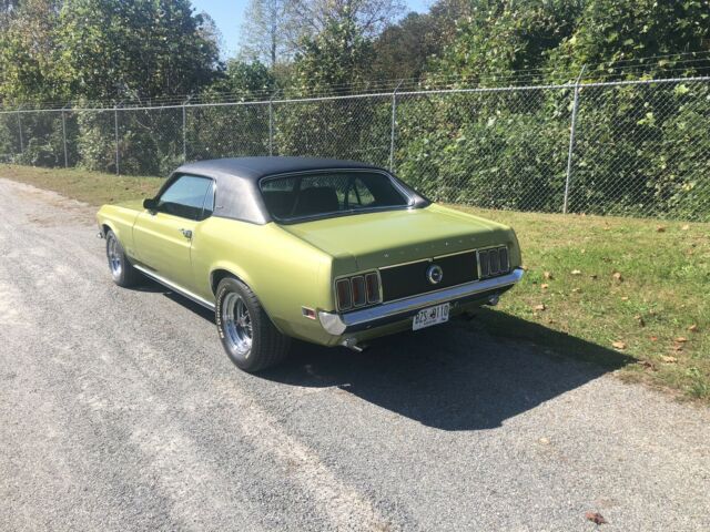 Ford Mustang 1970 image number 4