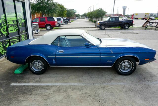 Ford Mustang 1973 image number 19