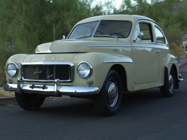 Volvo 444 1958 image number 1