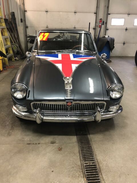 MG Midget 1967 image number 1