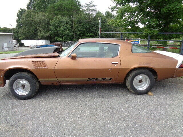 Chevrolet Camaro 1979 image number 2