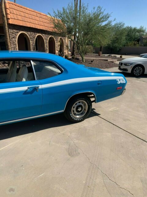 Plymouth Duster 1972 image number 27