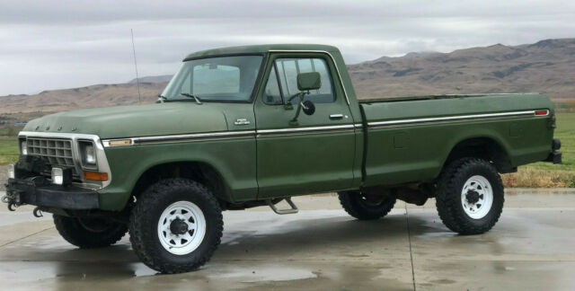 Ford F-250 1979 image number 0