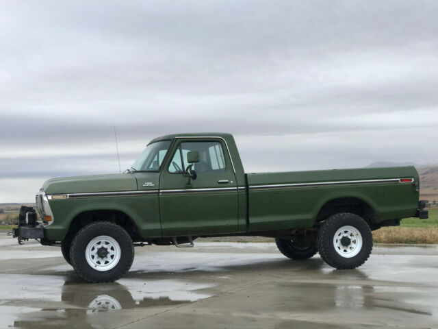 Ford F-250 1979 image number 1