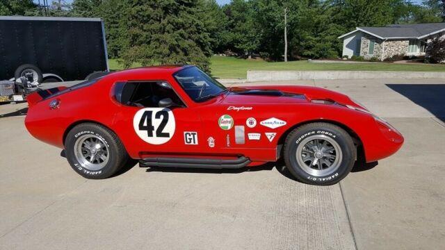 Shelby Daytona Coupe 1965 image number 0