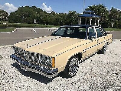 Oldsmobile Ninety-Eight 1978 image number 0