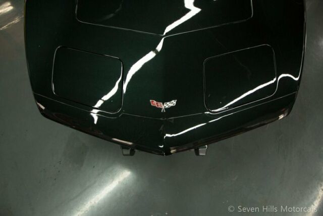 Chevrolet Corvette 1979 image number 31