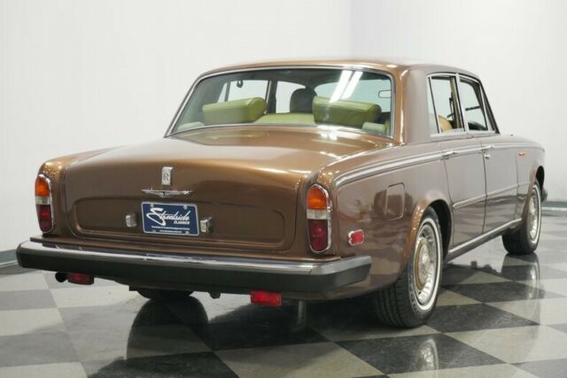 Rolls-Royce Silver Shadow 1975 image number 12