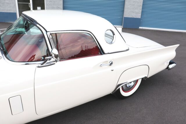 Ford Thunderbird 1957 image number 30