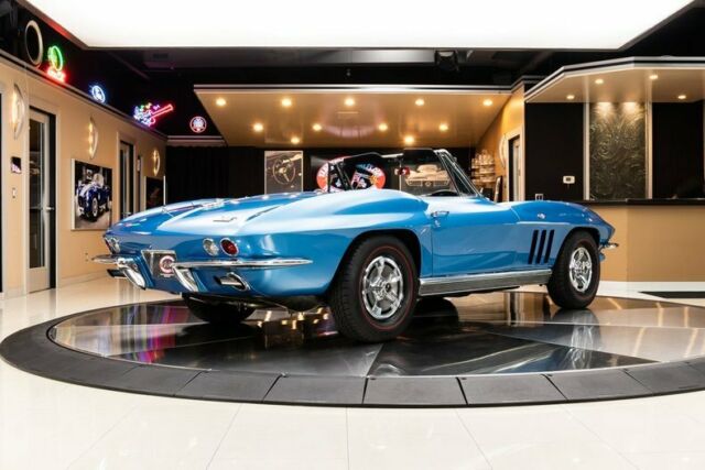 Chevrolet Corvette 1966 image number 16