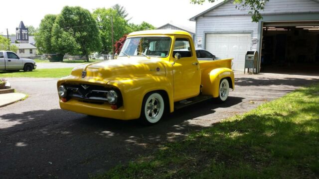 Ford F-100 1955 image number 0