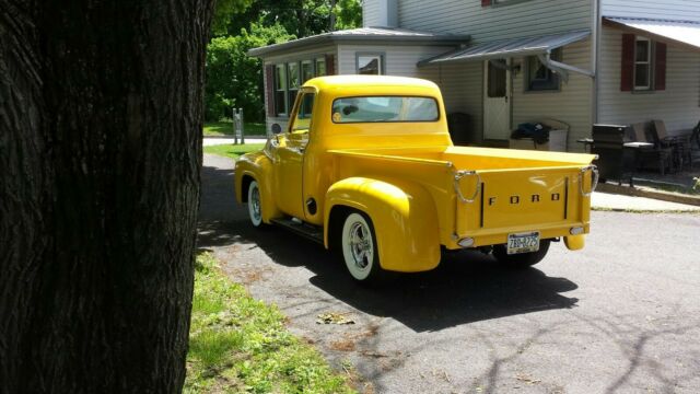 Ford F-100 1955 image number 2