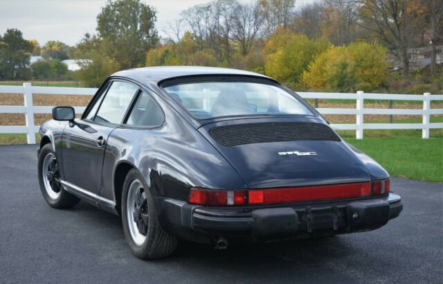 Porsche 911 1979 image number 2