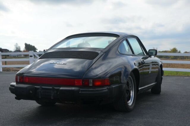 Porsche 911 1979 image number 28