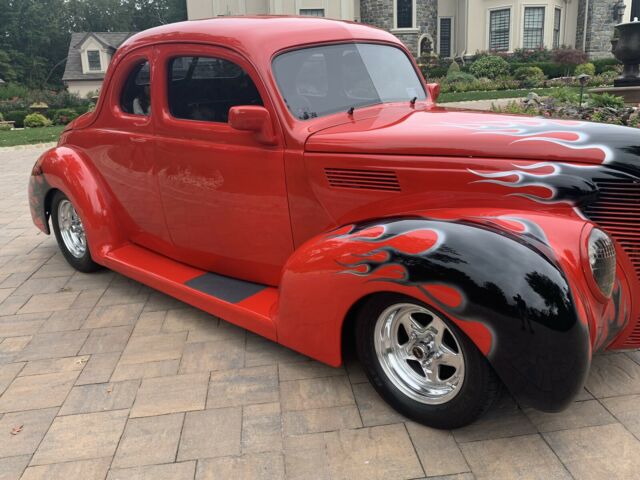 Ford Coupe 1939 image number 1