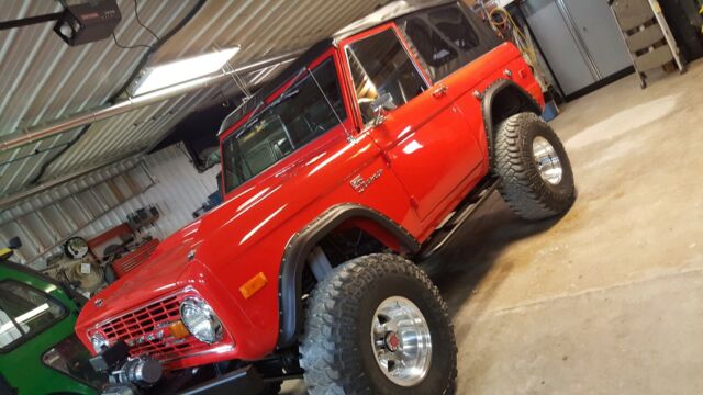 Ford Bronco 1976 image number 4