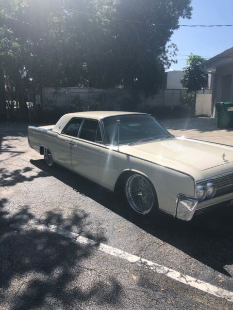 Lincoln Continental 1963 image number 3