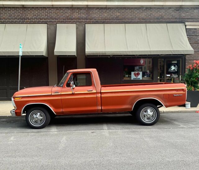 Ford F-150 1978 image number 0