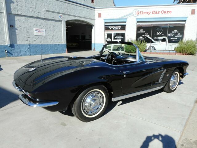 Chevrolet Corvette 1962 image number 14