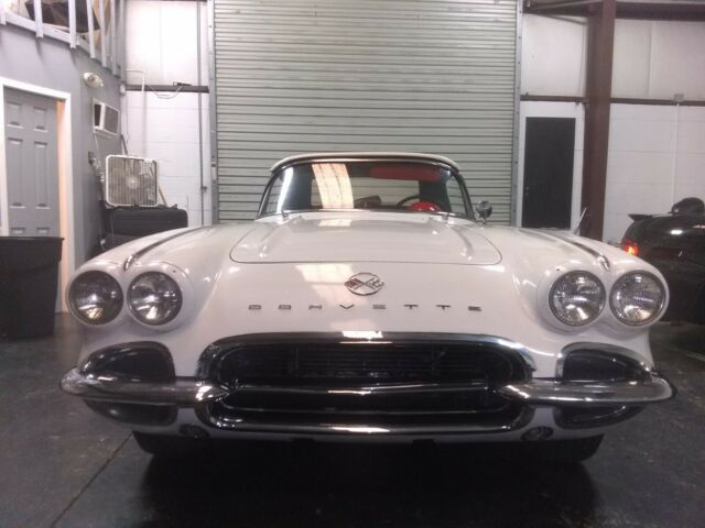 Chevrolet Corvette 1962 image number 4