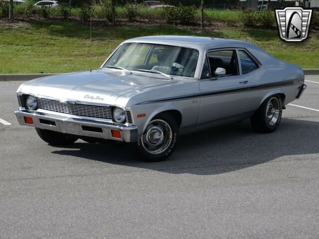 Chevrolet Nova 1972 image number 2