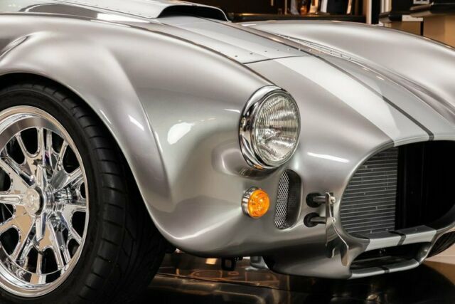 Shelby Cobra 1965 image number 19