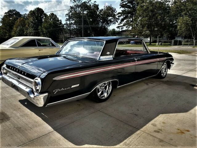 Ford Galaxie 1962 image number 5