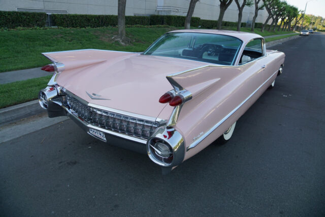 Cadillac Coupe de Ville 2 Door Hardtop 1959 image number 40