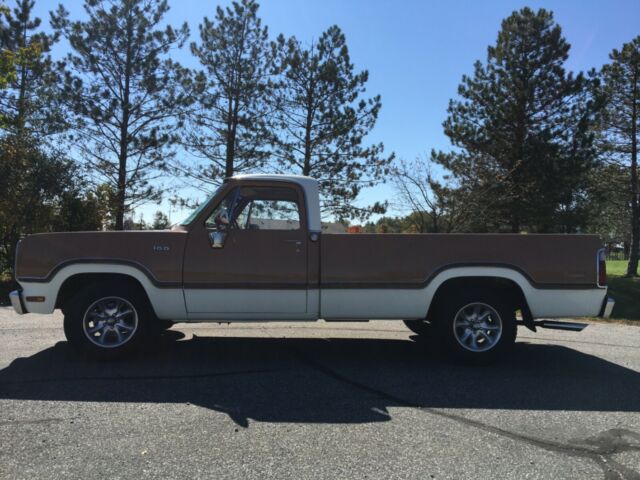 Dodge Ramcharger 1973 image number 29