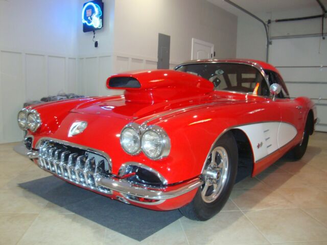 Chevrolet Corvette 1958 image number 1