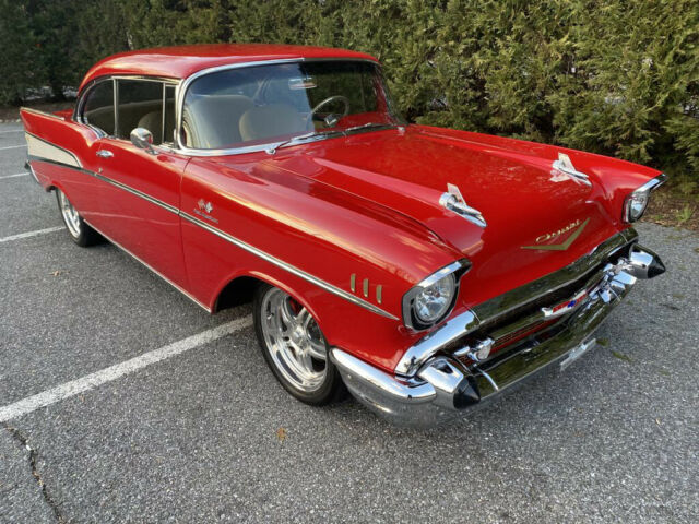 Chevrolet Bel Air/150/210 1957 image number 3