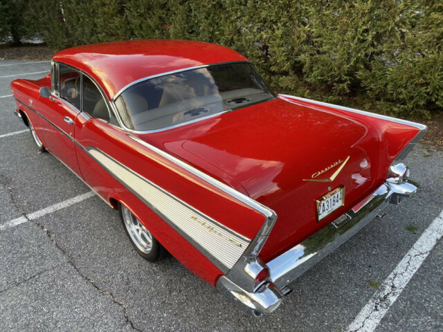 Chevrolet Bel Air/150/210 1957 image number 37