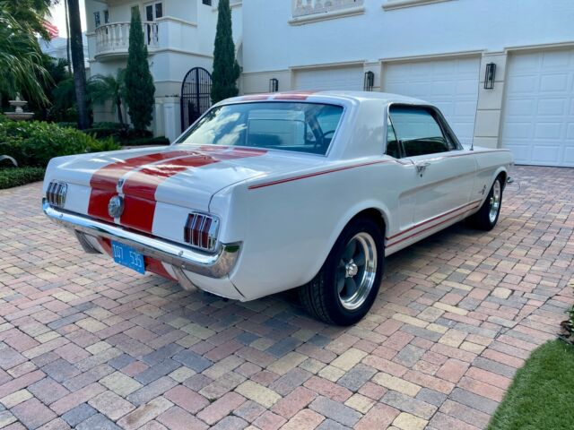 Ford Mustang 1965 image number 20