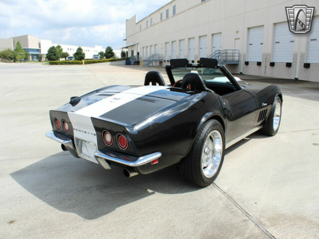 Chevrolet Corvette 1969 image number 15